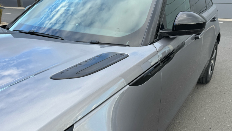 Land Rover Range Rover Velar 2.0 D180 R-Dynamic S 5dr Auto Diesel Estate